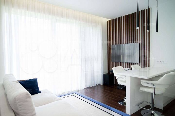 1-к. квартира, 42 м², 10/13 эт.