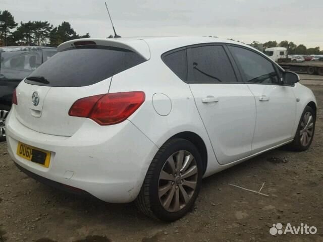 Разбор на запчасти Opel Astra J