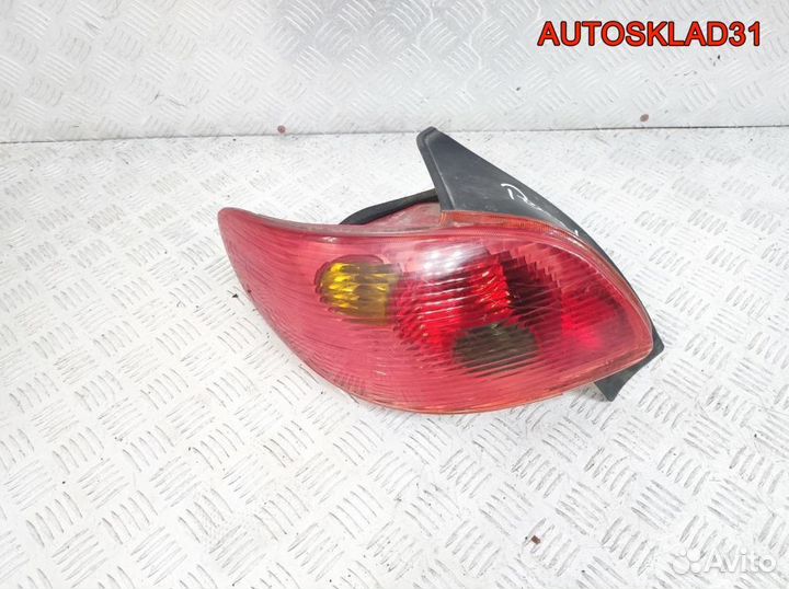 Фонарь задний левый Peugeot 206 6350S0 Хетчбэк