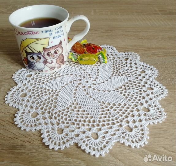 Салфетка крючком ручной работы