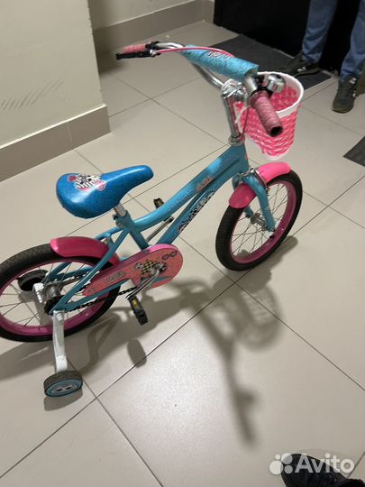 Велосипед детский 4 колесный