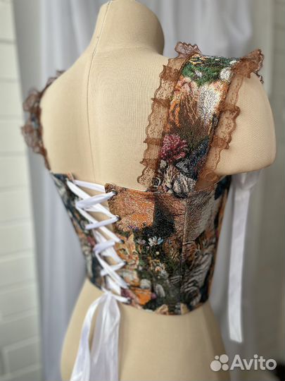 Топ корсет из гобелена