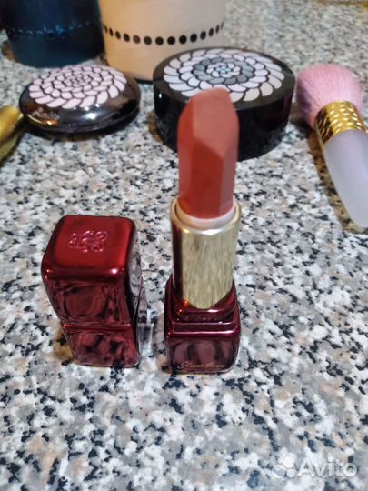 Помада guerlain очень редкая лимитка