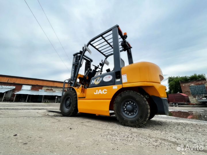 Вилочный погрузчик JAC CPCD25, 2023