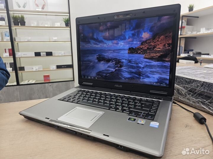 Asus Ноутбук/как новый/500GB/nvidia 9300M