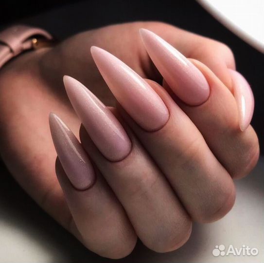 Модель Маникюр/педикюр /наращивание