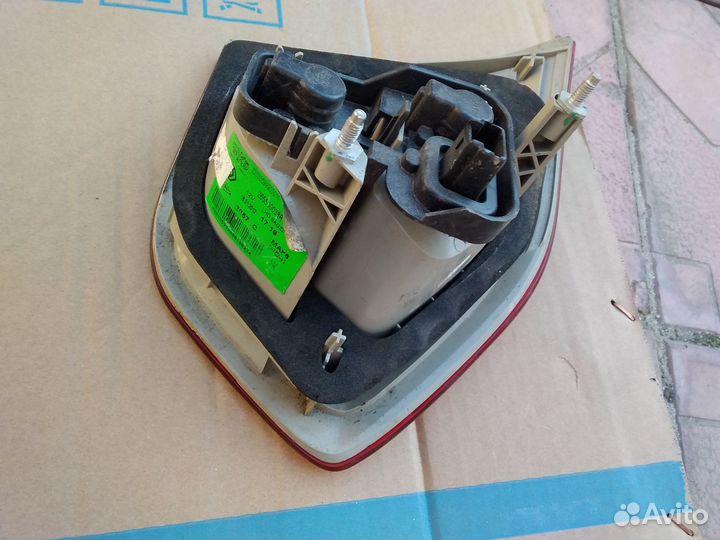 Renault Fluence фонарь