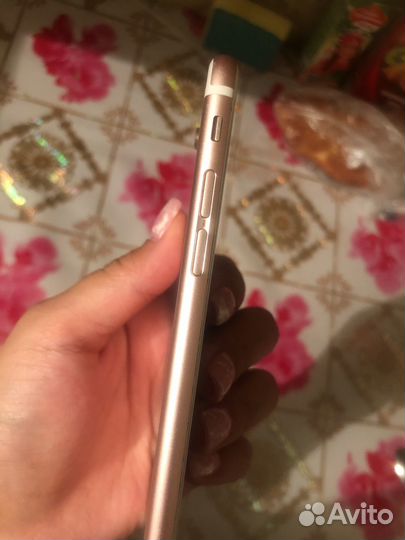 iPhone 6S, 32 ГБ