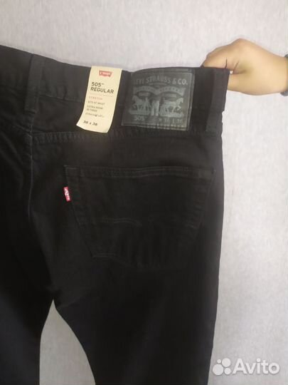 Джинсы levis