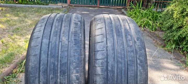 Yokohama Advan Sport V107C 285/45 R22 114Y