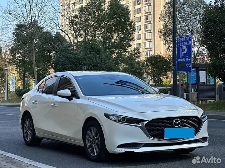 Mazda 3 1.5 AT, 2021, 38 000 км