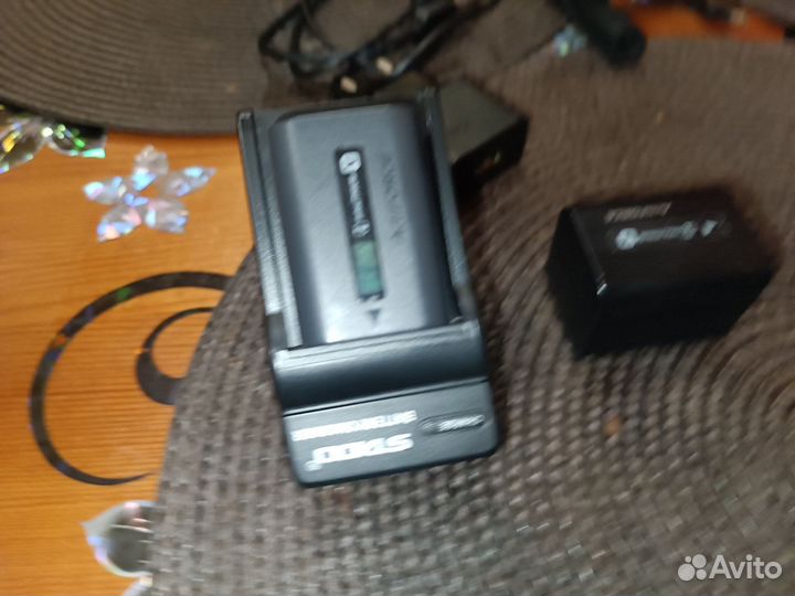 Видеокамера Sony HDR-PJ810E