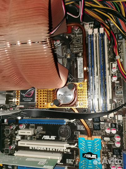 Lga 775 Asus Striker 2 extreme + intel q9550