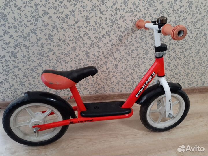 Беговел Novatrack