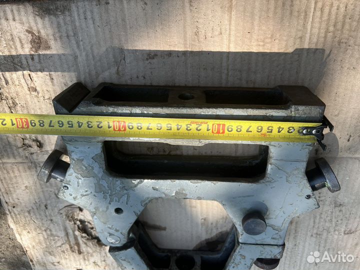 Люнет неподвижный токарный н200мм некомплект