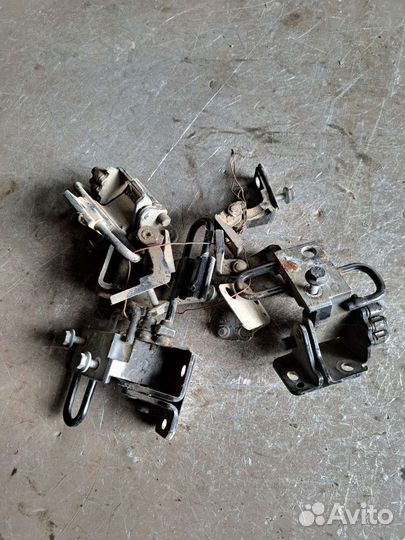 Петля двери Audi A4 B6