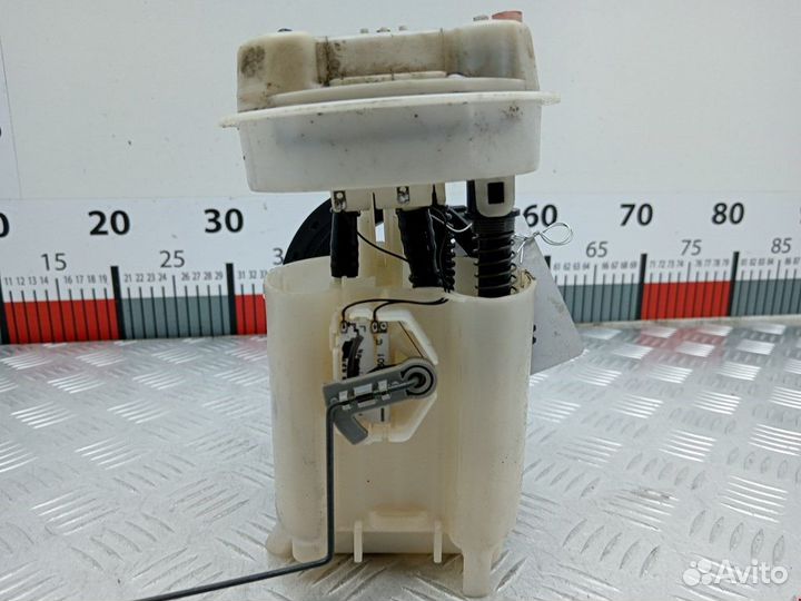 Датчик уровня топлива Mitsubishi Carisma рест