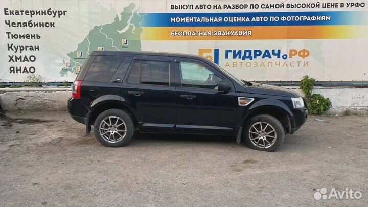 Стекло кузовное глухое правое Land Rover Freelande