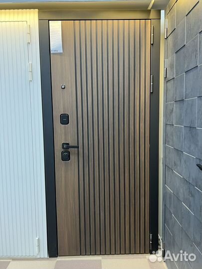 Дверь входная