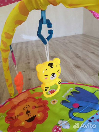 Развивающий коврик