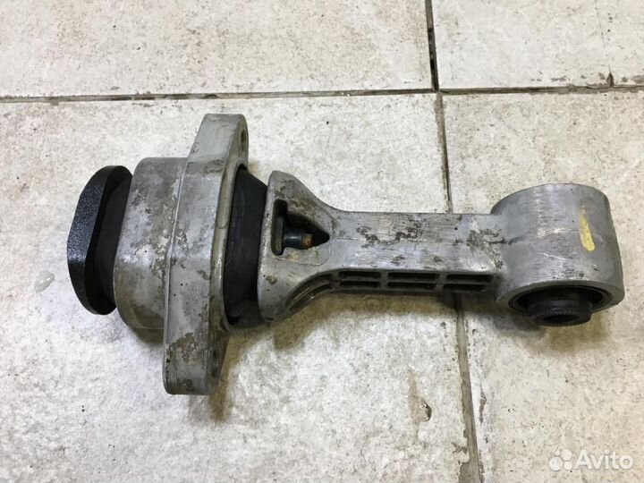 Опора двигателя задняя Kia Cerato 3 YD 2013-2018