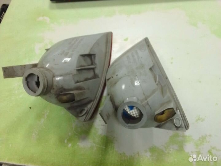 Фара противотуманная задняя левая Ford Focus I