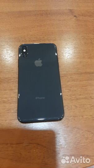 Телефон iPhone X
