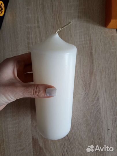 Свеча новая