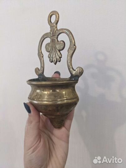 Кропильница (настенная ваза)