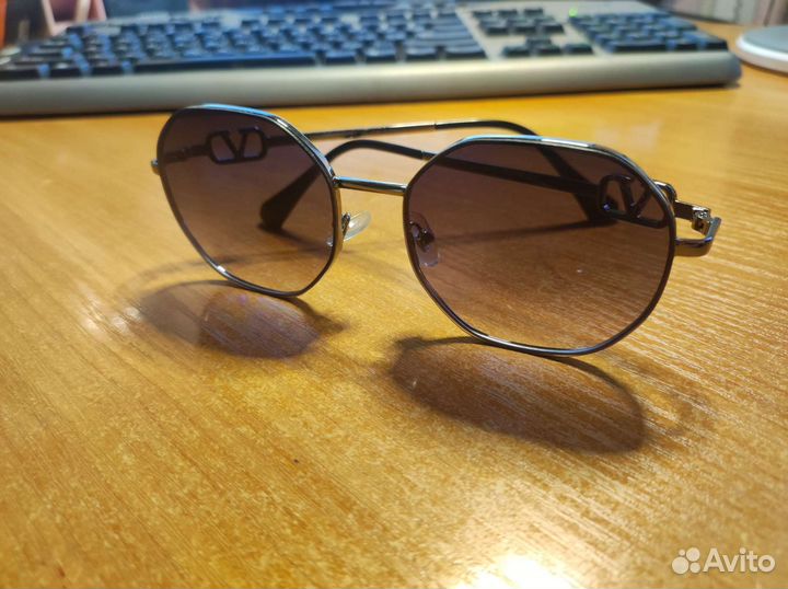 Солнцезащитные очки