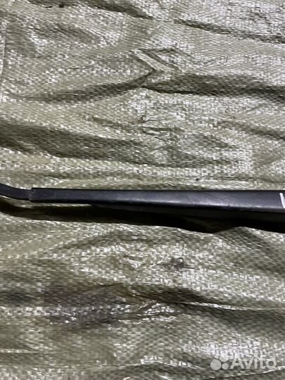 Поводок дворников левый Skoda Fabia 2001г