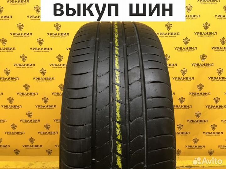 Kumho Ecsta HS51 215/55 R17 94W