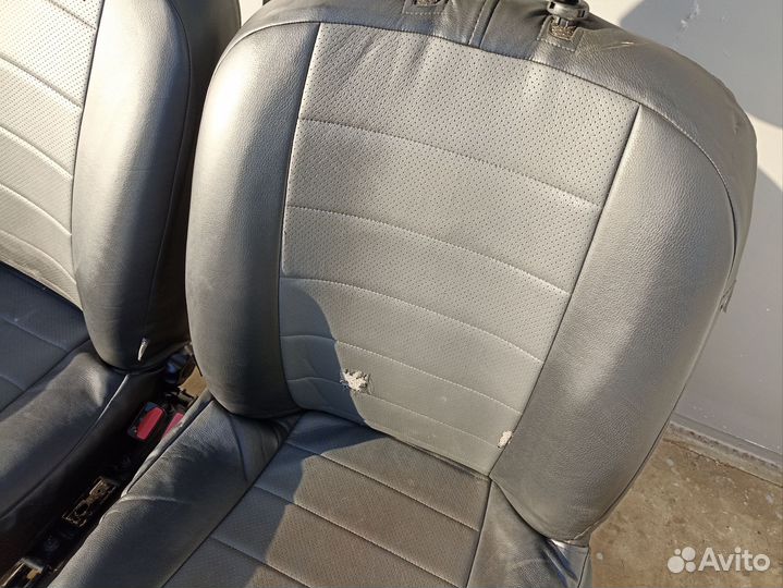 Сиденья передние с подогревом LADA Largus