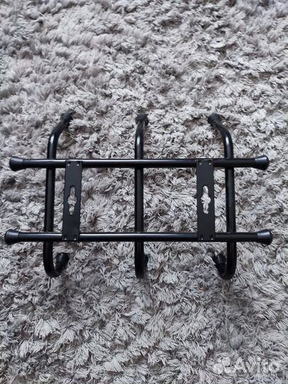 Вешалка для одежды настенная