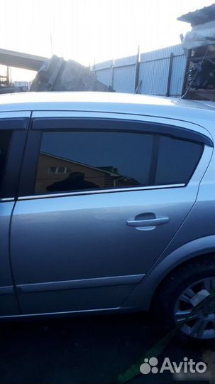 Дверь задняя левая Opel Astra H