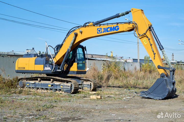 Гусеничный экскаватор XCMG XE225DN, 2023