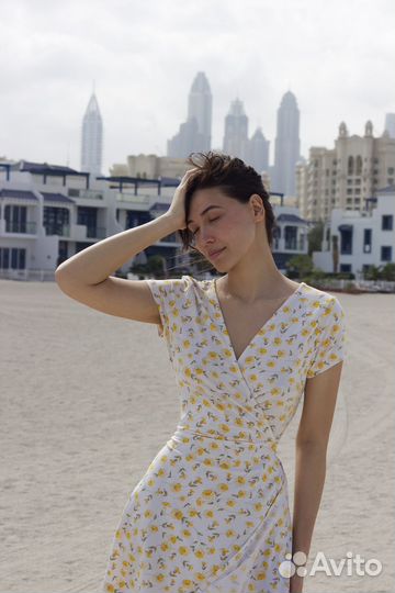 Платье милое легкое