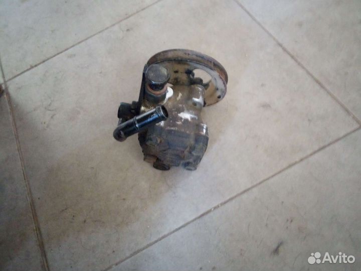 Насос гидроусилителя Hyundai Accent II