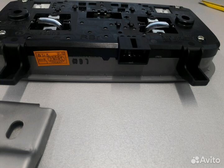 Плафон с кронштейном