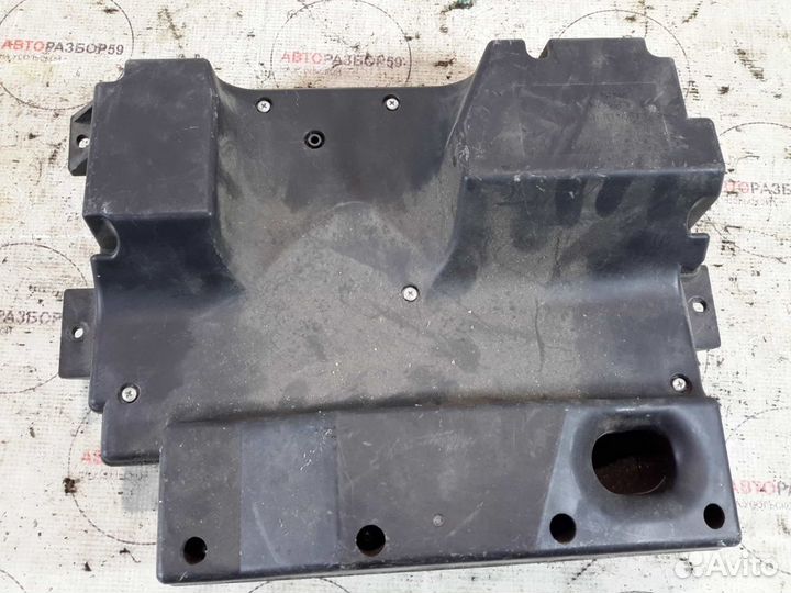 Сабвуфер Honda CR-V 3