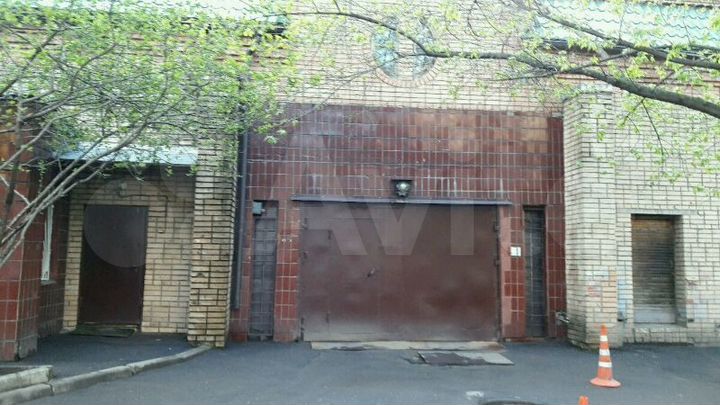 Машиноместо, 18 м²