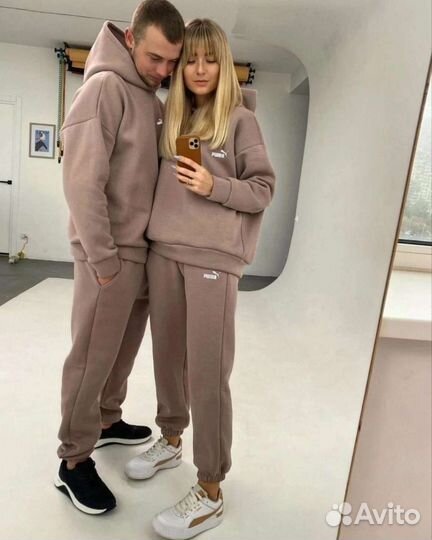 Парные спортивные костюмы