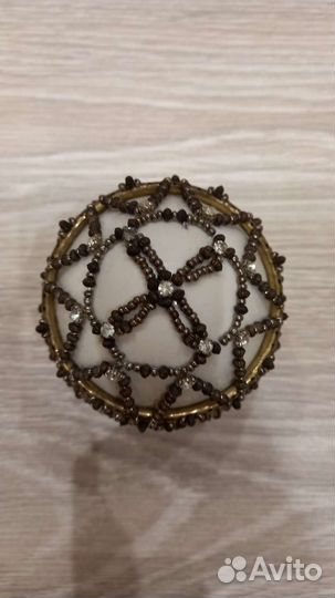 Яйцо фаянсовое декоративное