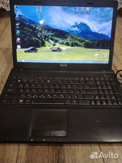 Ноутбук asus
