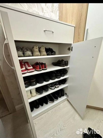 Обувница белая бу