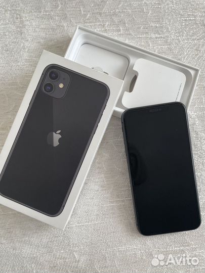 iPhone 11, 64 ГБ