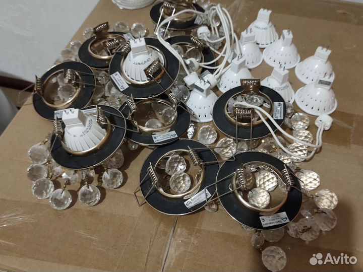 Точечные светильники хрустальные