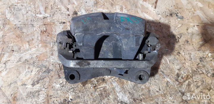 Суппорт тормозной передний левый Infiniti FX35 I р