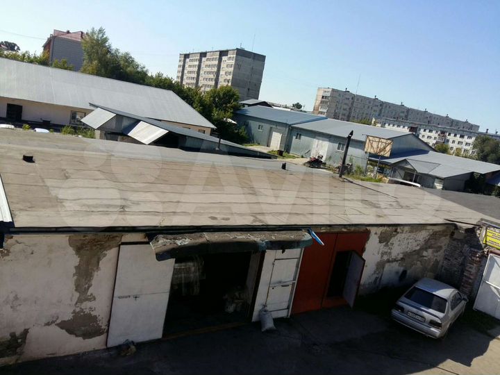 Гараж, > 30 м²