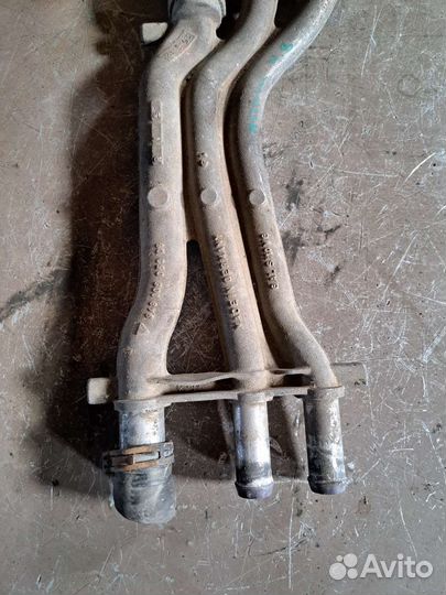 Корпус термостата на Porsche Cayenne 955